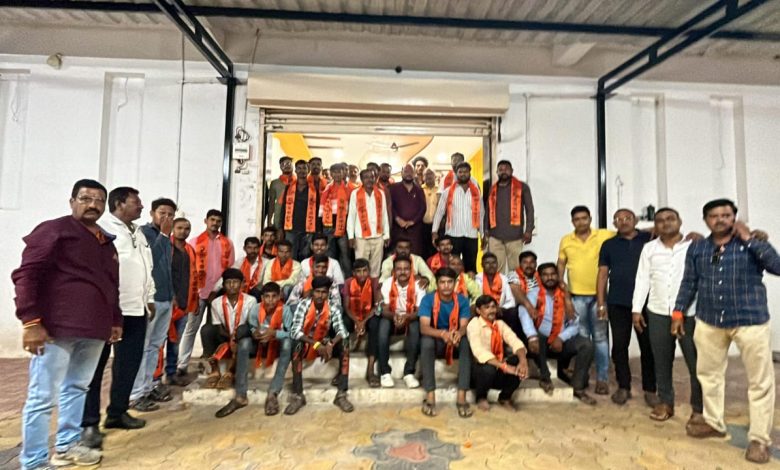 धरणगाव शहर उ बा ठा सह अनेक कार्यकर्त्यांच्या शिवसेनेत प्रवेश.. धरणगाव शहर उ बा ठा सह अनेक कार्यकर्त्यांच्या शिवसेनेत प्रवेश..