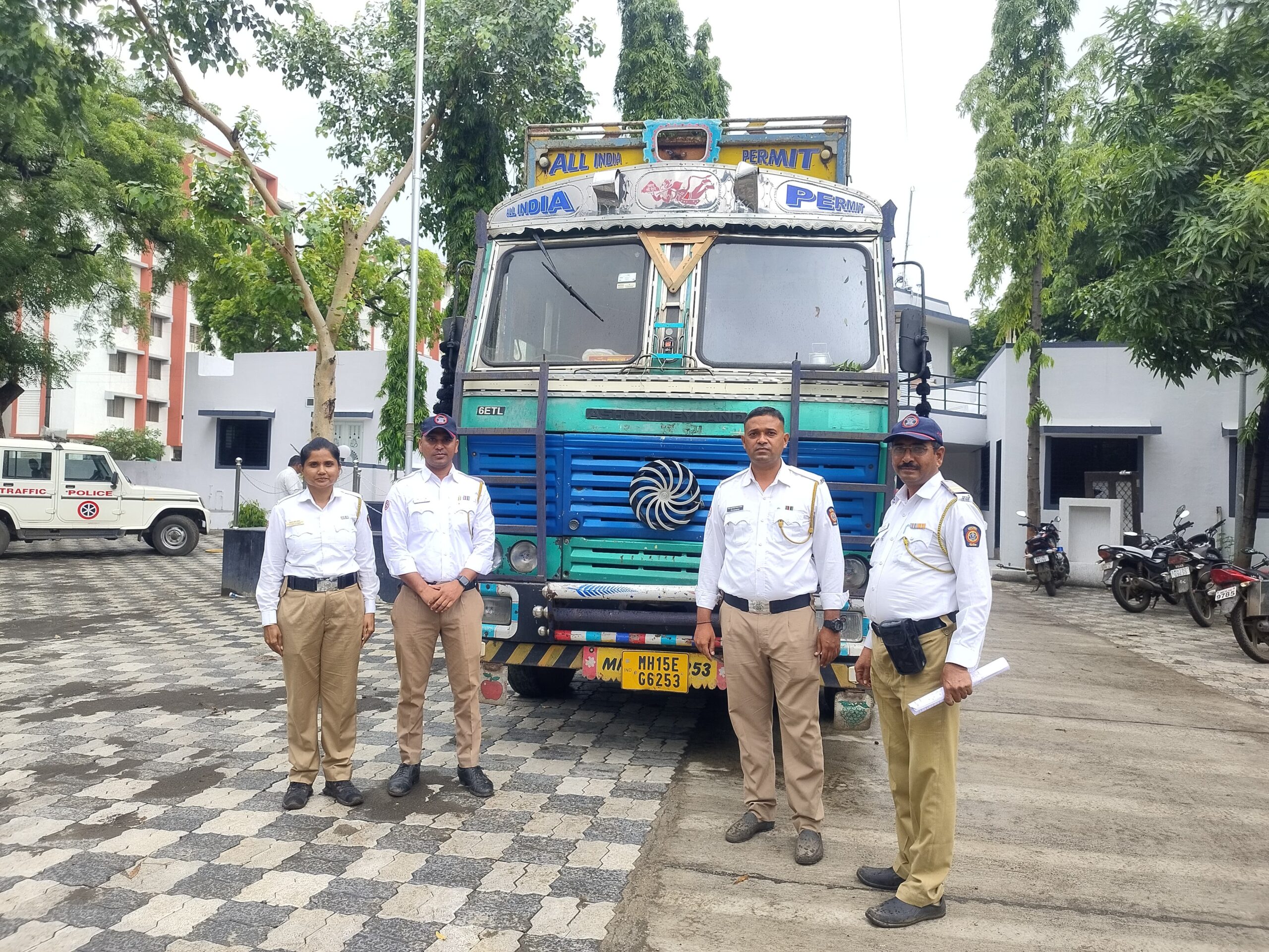 JALGAON TRAFFIC